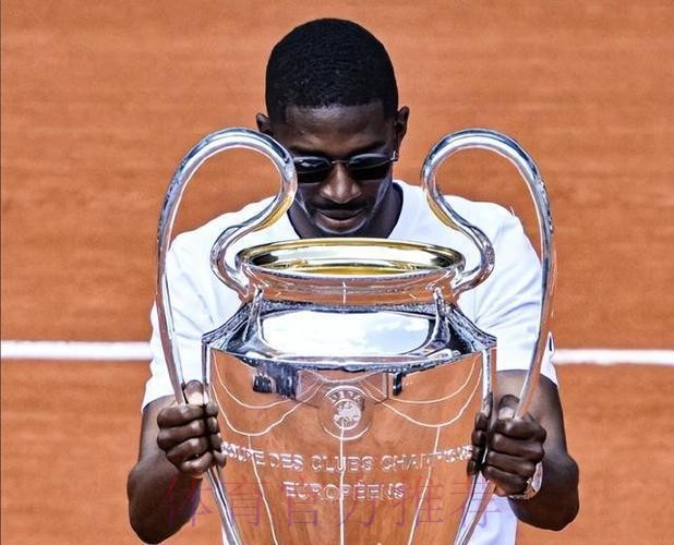 哈维救活问题青年!登贝莱5战7助攻 留在诺坎普吧