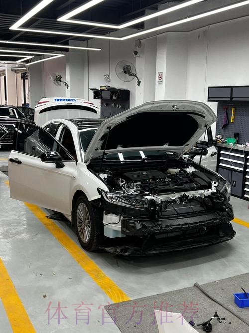 皇馬盼再拆「車」